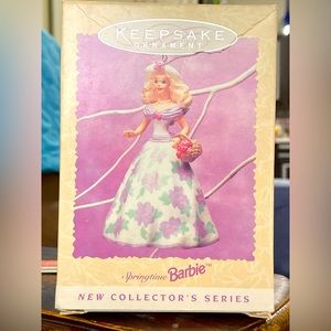 Hallmark Keepsake Collectible 1995 Barbie Ornament it’s the first in this series